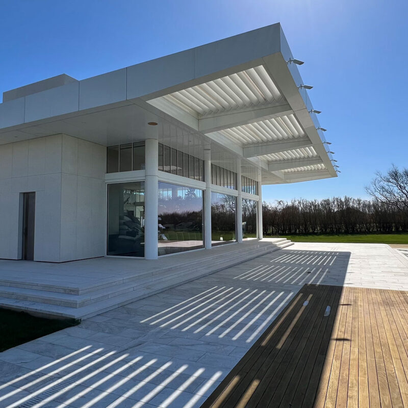 Hamptons, New York, HIRT kinetics SF 90